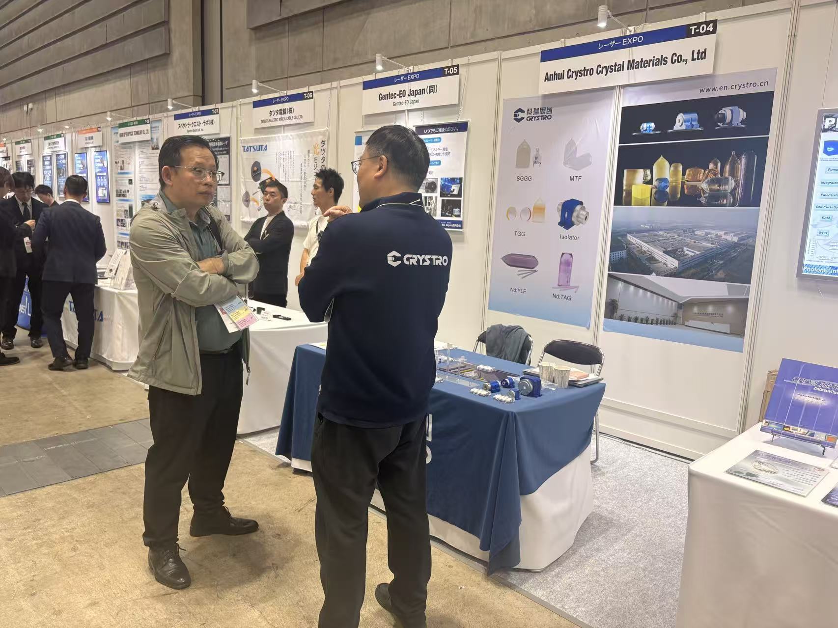Latest company blogs about Crystro attended the Yokohama Optoelectronics and Laser Exhibition in Japan